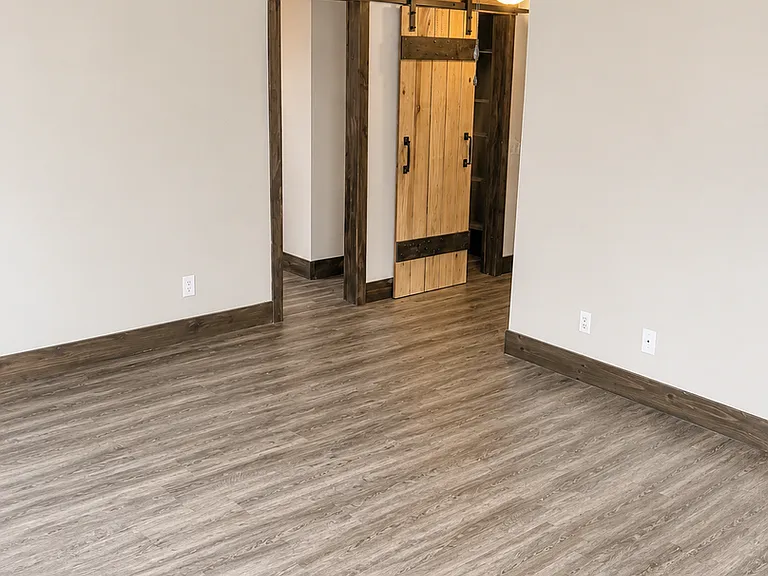 2257 Huntingdon Dr #H — Photo 24