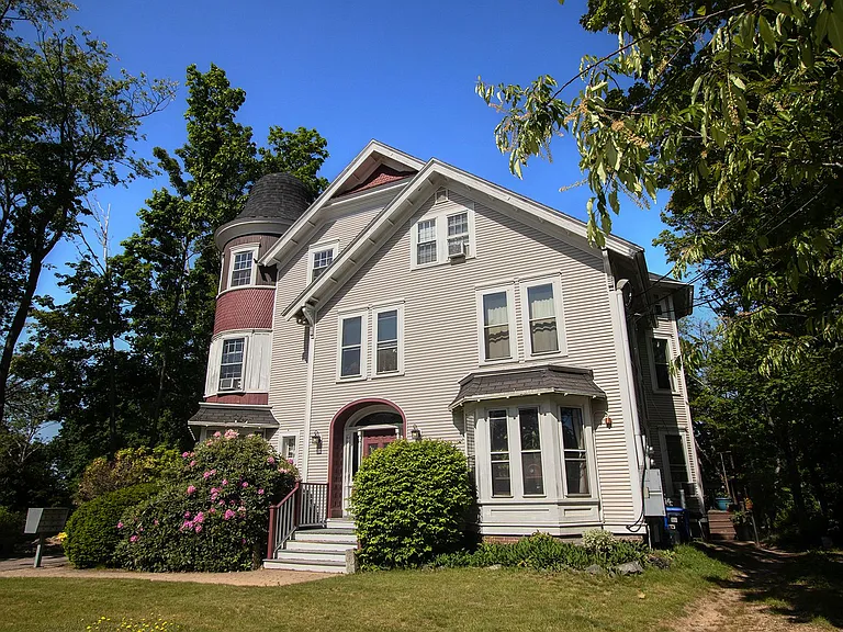 728 Central — Photo 30