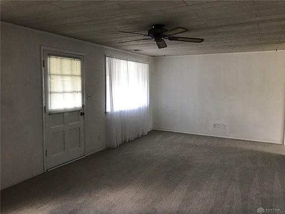 3rd image of 184 Doyle Ave