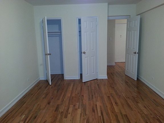 3rd image of 9131 Lamont Ave APT 3M