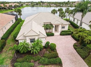 8864 New Castle Dr, Fort Myers, FL 33908