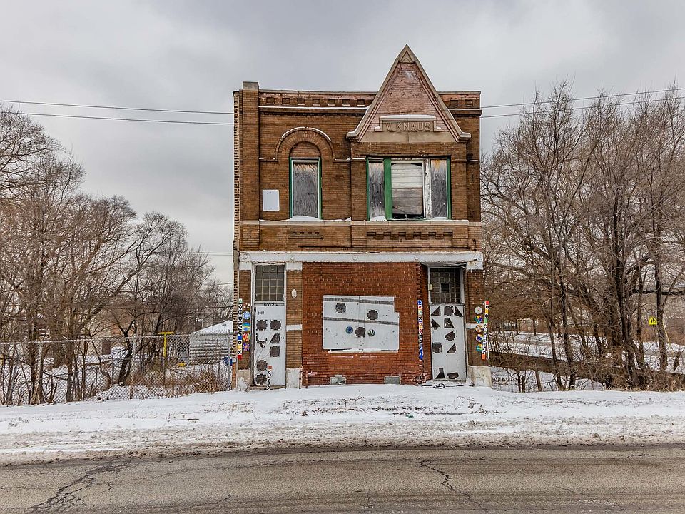 9002 S Mackinaw Ave, Chicago, IL 60617 MLS 11699676 Zillow