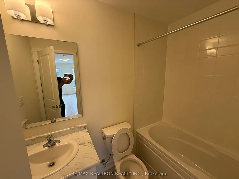 1695 Dersan St E #1206 — Photo 16