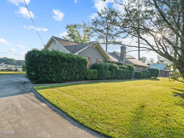 102 Lakeview Dr N, Ivey, GA 31031