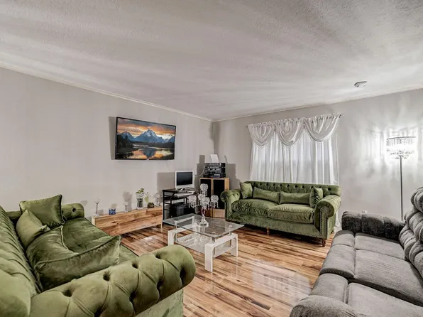 7900 Westheimer Rd APT 202, Houston, TX 77063