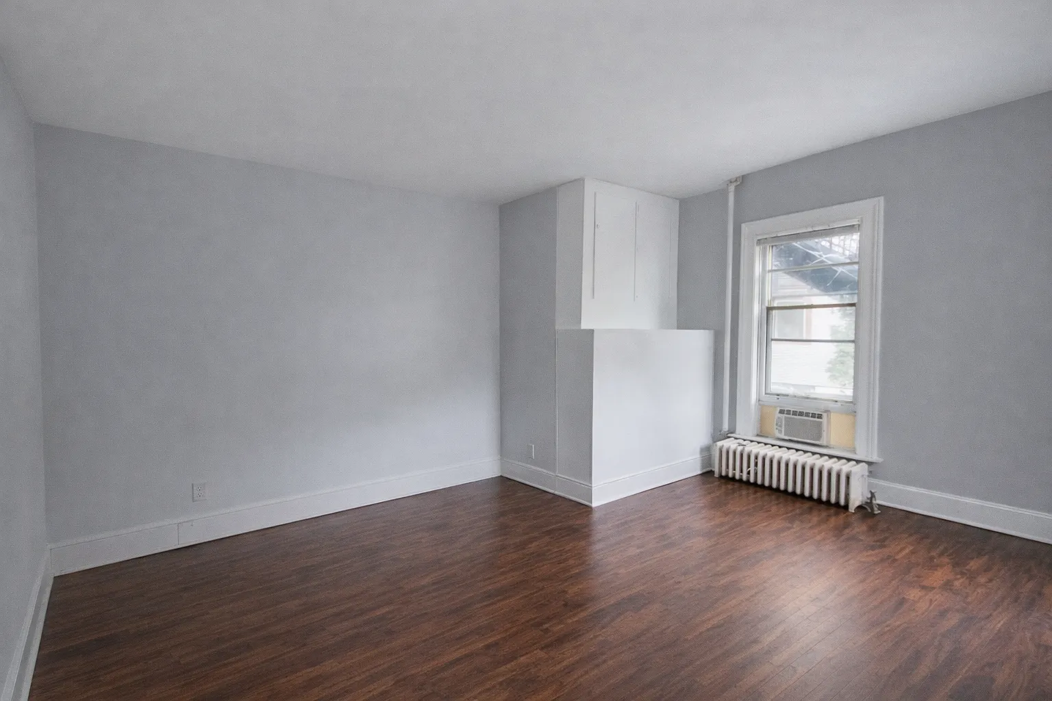 9 bed, $450 — Photo 2
