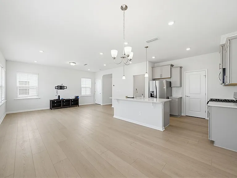 2109 Sun Vibes Way — Photo 12