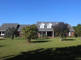 29 Hoskins Creek Rd, Ellisville, MS 39437