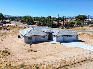 18517 Live Oak St, Hesperia, CA 92345