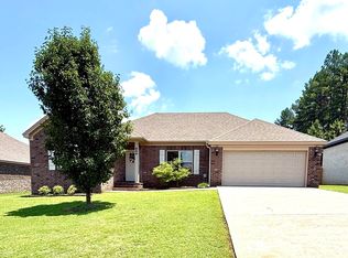 604 Samuel Loyce Dr, Searcy, AR 72143