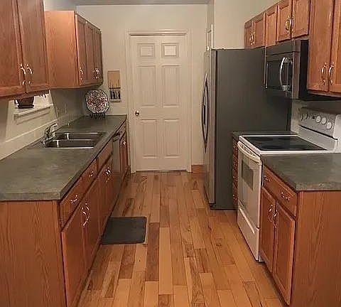 5th image of 15570 NW 137th St