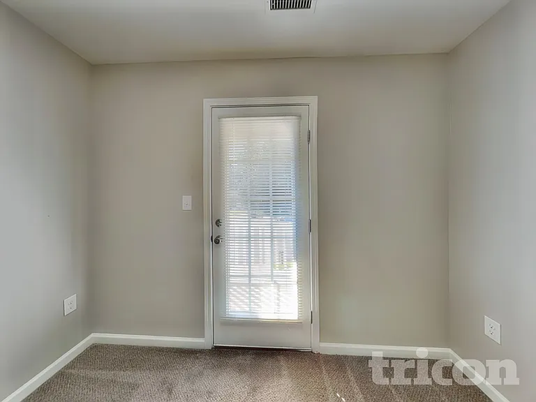 118 Lookout Point Pl — Photo 15