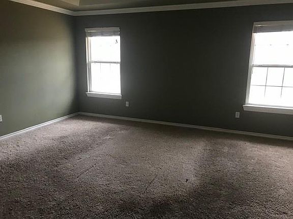 5th image of 1123 W Washington Cir