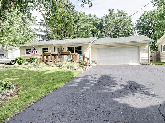 2nd image of 155 Dundee Dr