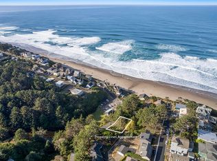 834 SW 10th Pl, Lincoln City, OR