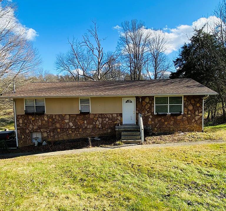 1st image of 130 Bauchman Dr