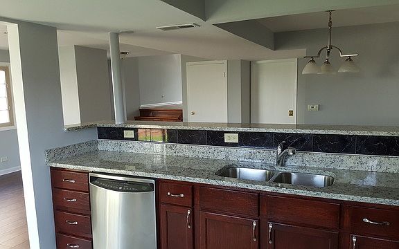 5th image of 9161 W Oaks Ave