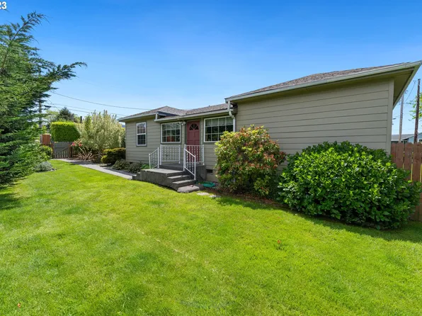 430 18th St, Myrtle Point, OR 97458