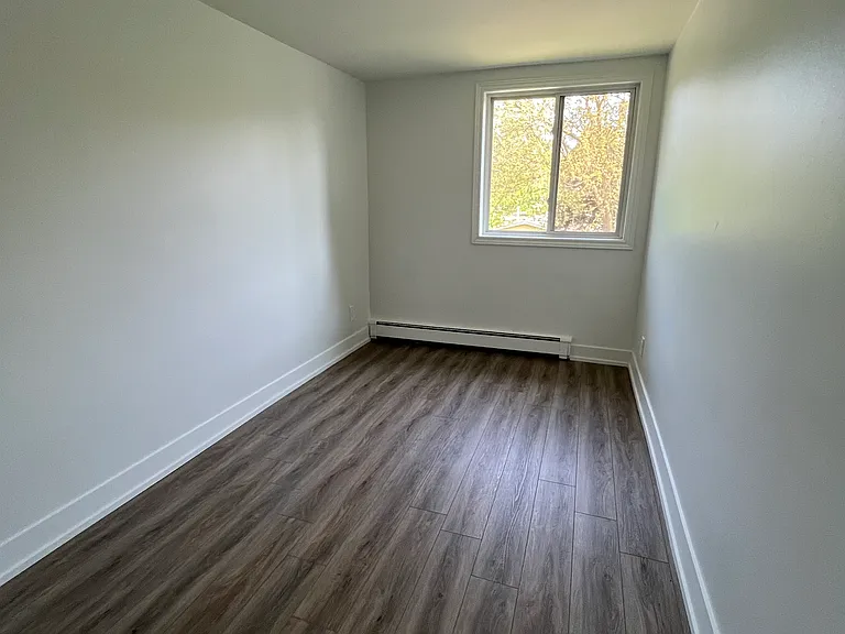294 Saulsbury St — Photo 21