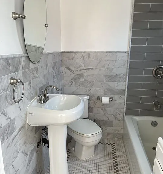 1307 Innes Pl #C — Photo 10