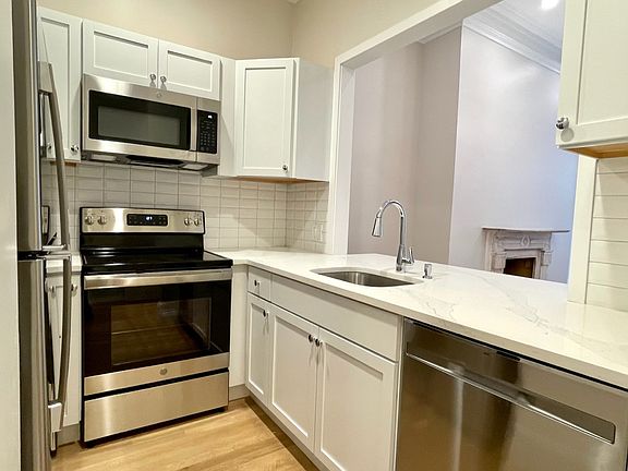 4th image of 24 Yarmouth St APT 3