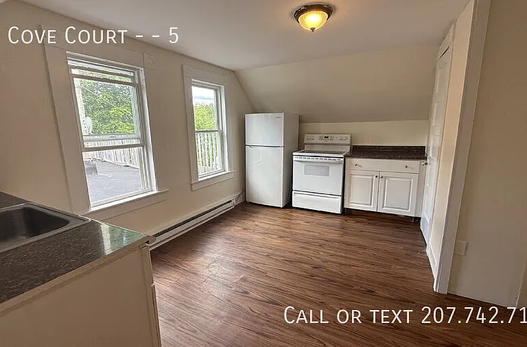 10 Cove Ct #5 — Photo 4