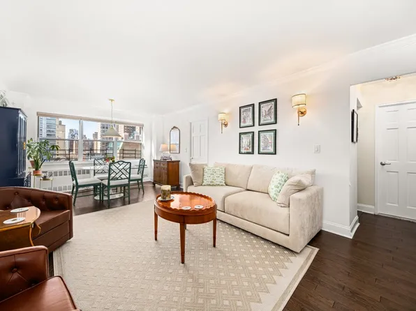 300 East 71st Street 11N image 1 of 22