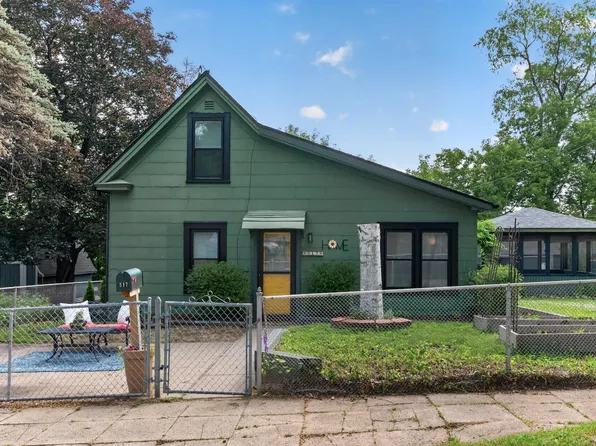 517 Sidney St E, Saint Paul, MN 55107