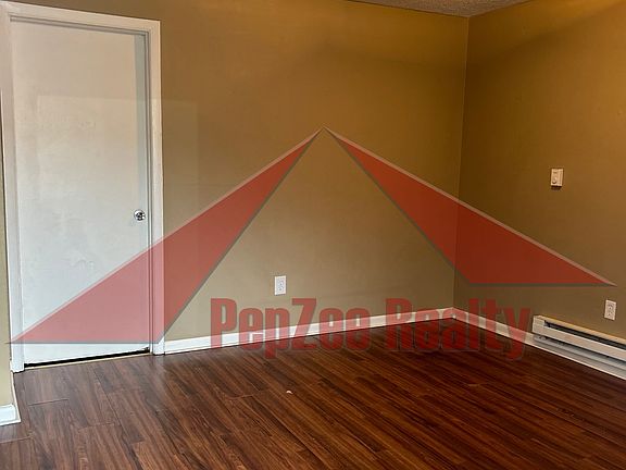 4th image of 3930 Lori Sue Ave APT C
