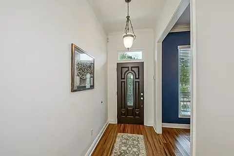 3 bed, 1643 sqft, $3,500 — Photo 3