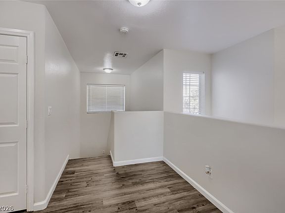 5th image of 5974 Gentleslope St