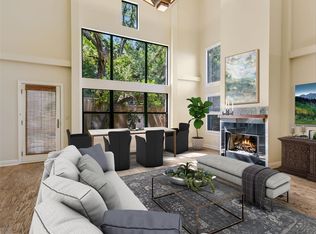1115 W 7th St APT 105, Austin, TX 78703