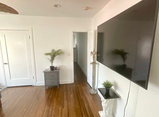 534 W 10th St, Long Beach, CA 90813