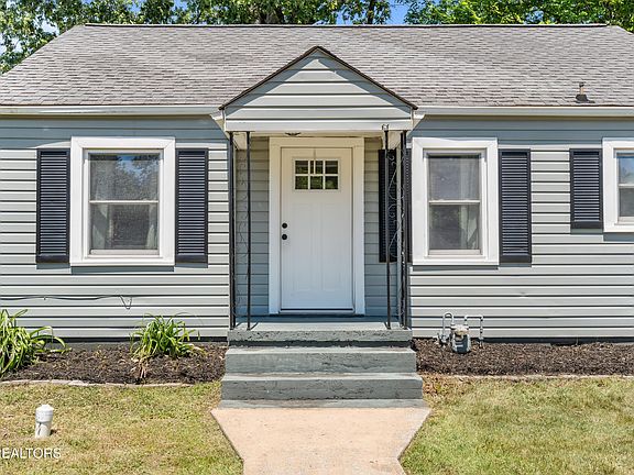 2nd image of 3221 Boright Dr