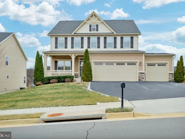 17251 Old Ingelside Dr, Round Hill, VA 20141