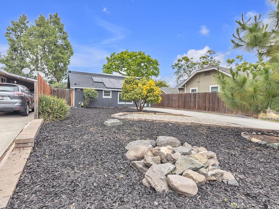 1st image of 943 Frazier Avenue