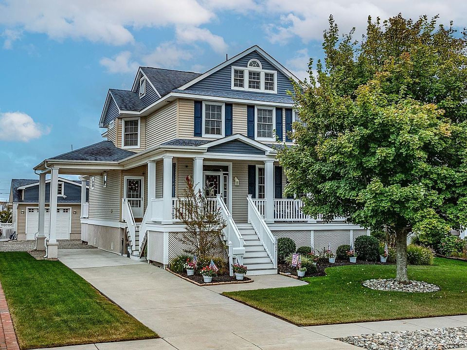 1st image of 3607 Pembroke Ln