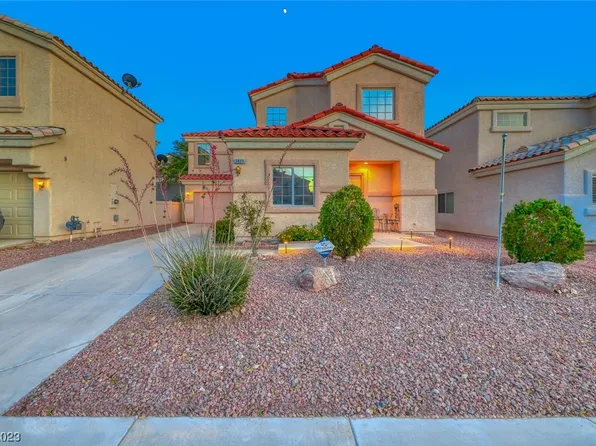 2429 Belt Buckley Dr, Henderson, NV 89002