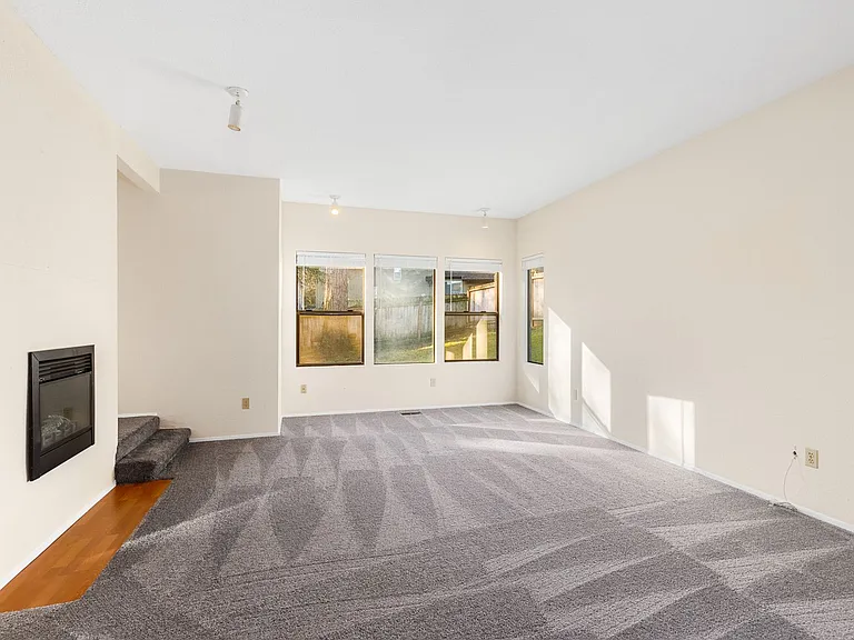 17633 NE 88th Pl — Photo 4