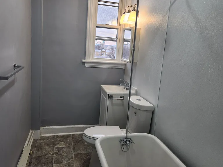 110-118 E Center St #304 — Photo 13