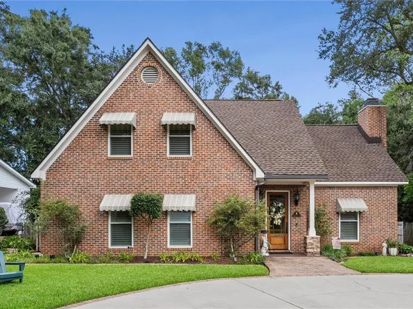 2121 Victoria Dr, Daphne, AL 36526