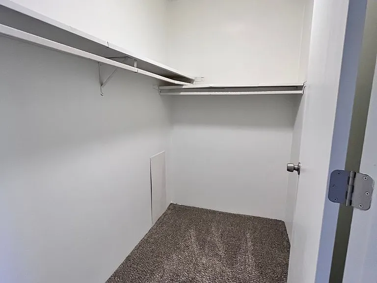 Acres Crossing Apartments — Photo 16