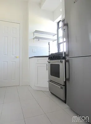 Rented by Miron Properties | media 28