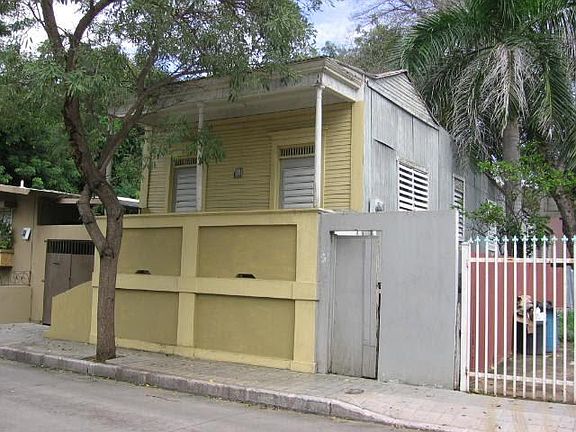 2nd image of 8 Calle Montaner