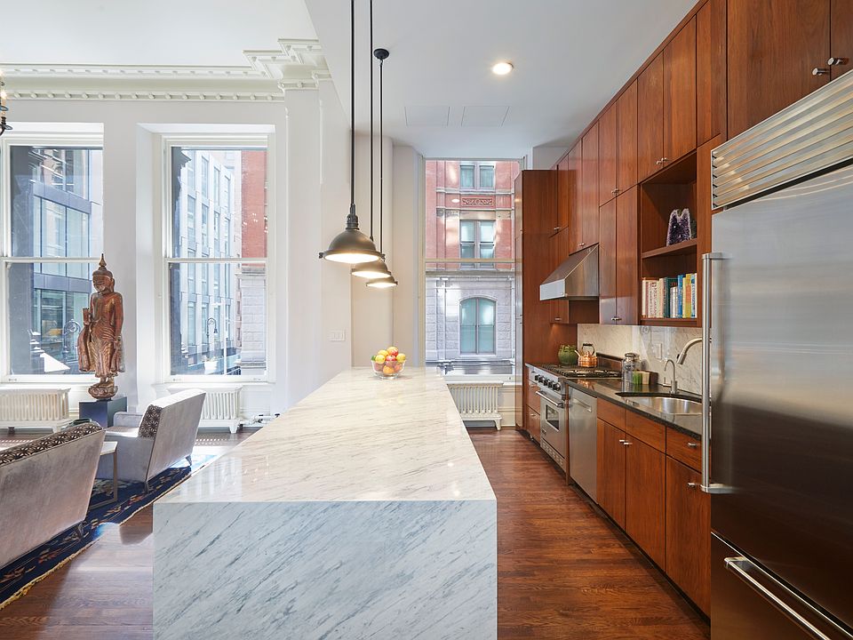 1st image of 145 Nassau St APT 2D