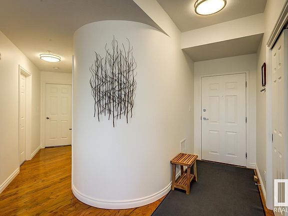 3rd image of 10108 125th St NW Unit 604