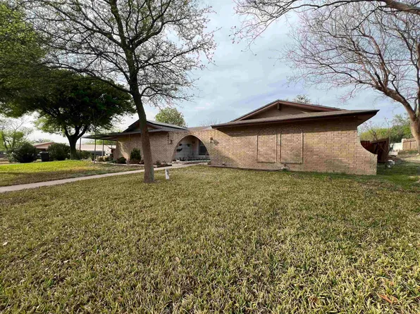 301 Pauline Ave, Del Rio, TX 78840