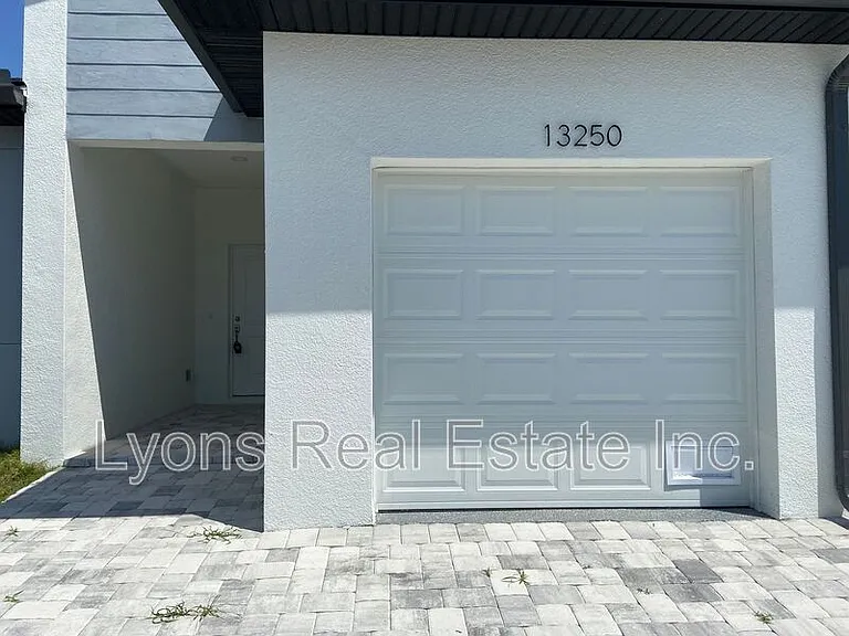 13250 Longville Ave — Photo 21