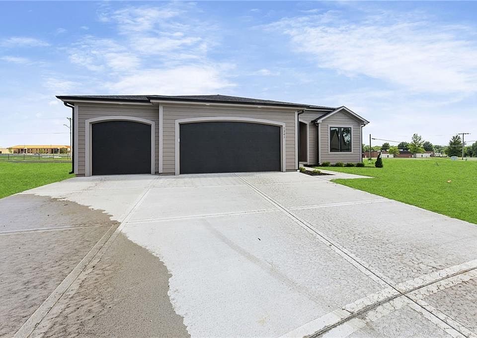 1st image of 1205 Cottonwood Ct