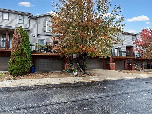 3rd image of 5245 Overland Dr APT D4